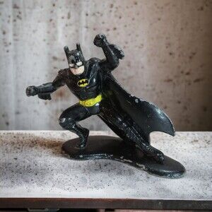 Vintage 1992 Diecast Batman Figurine